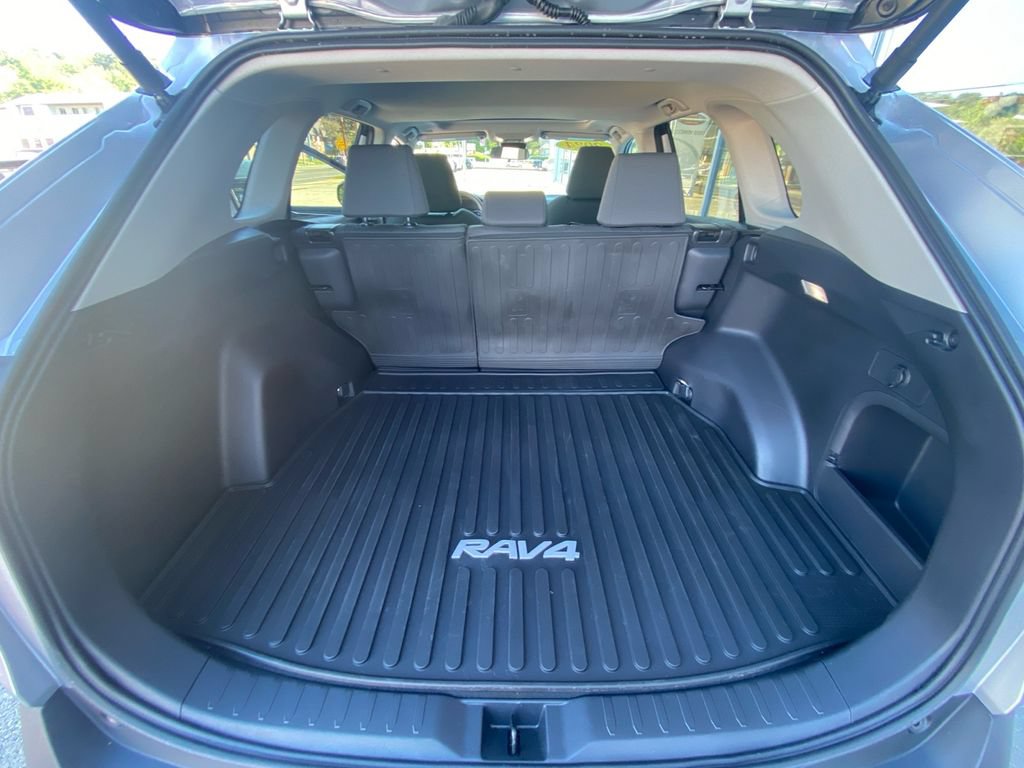 Used 2024 Toyota RAV4 XLE w/ Convenience Package AWD/4WD image 29