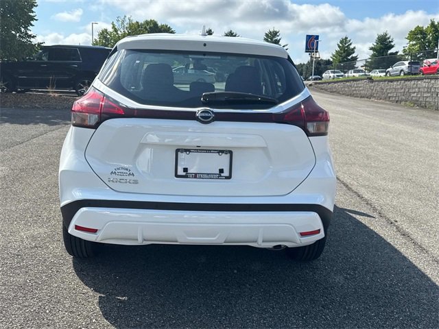 New 2025 Nissan Kicks Play S image 5