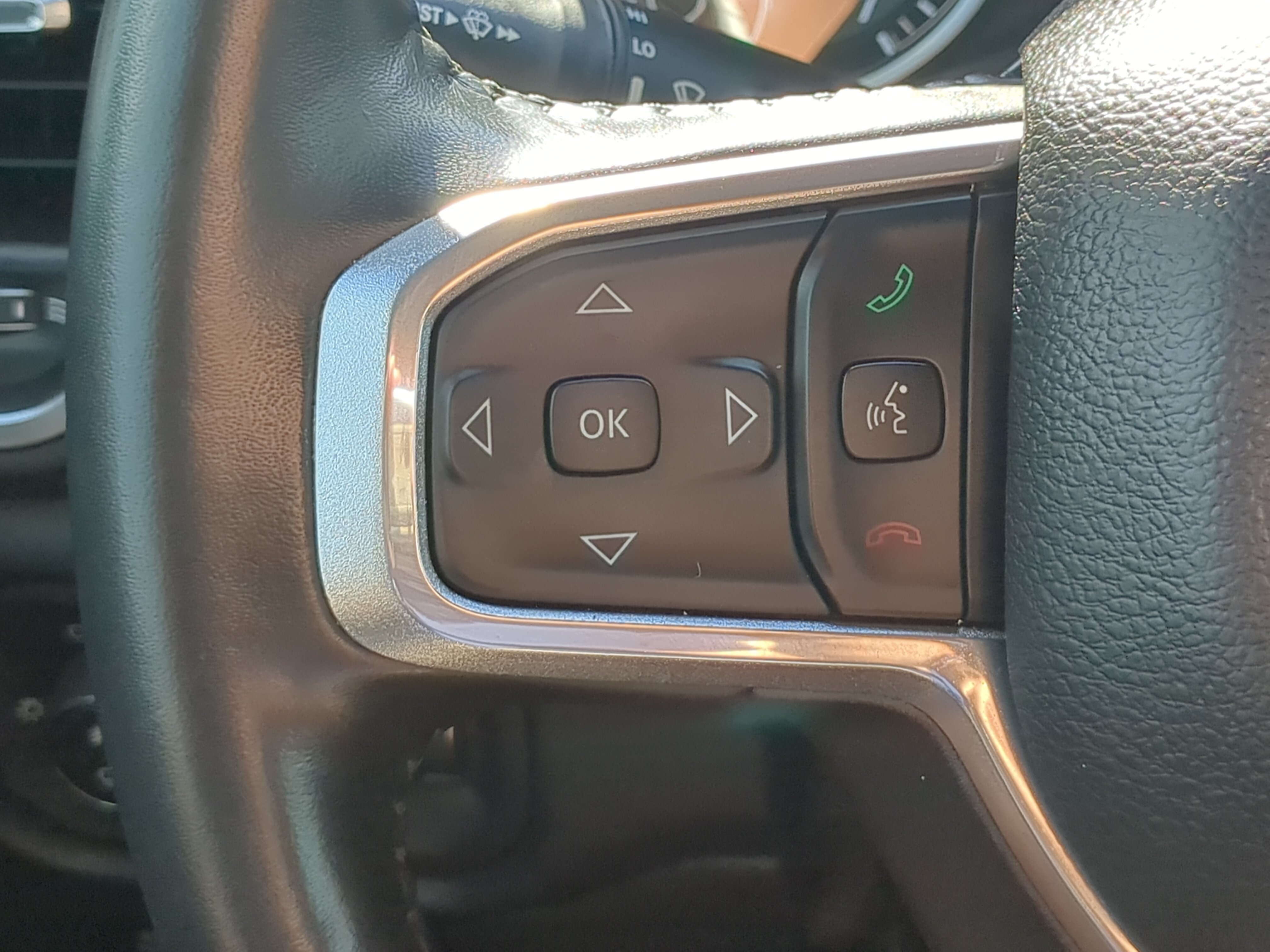 Used 2022 RAM 1500 Laramie AWD/4WD image 24