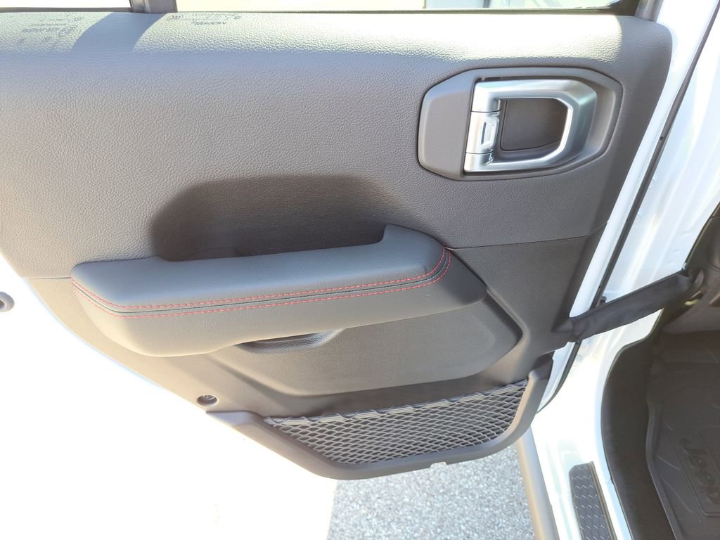 New 2026 Jeep Wrangler Unlimited Rubicon image 19