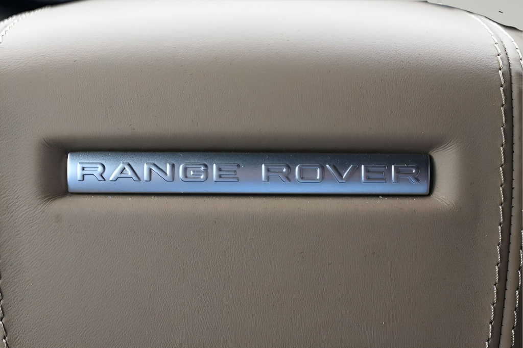 Used 2025 Land Rover Range Rover Sport Dynamic SE AWD/4WD image 21