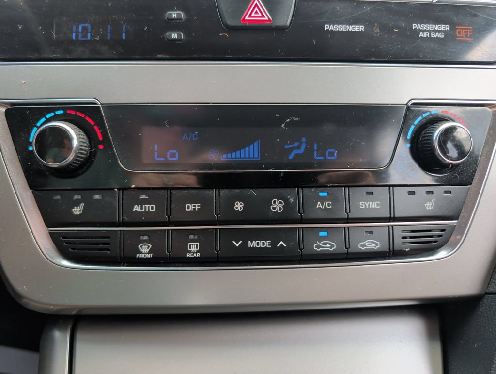 Used 2015 Hyundai Sonata Limited FWD image 15