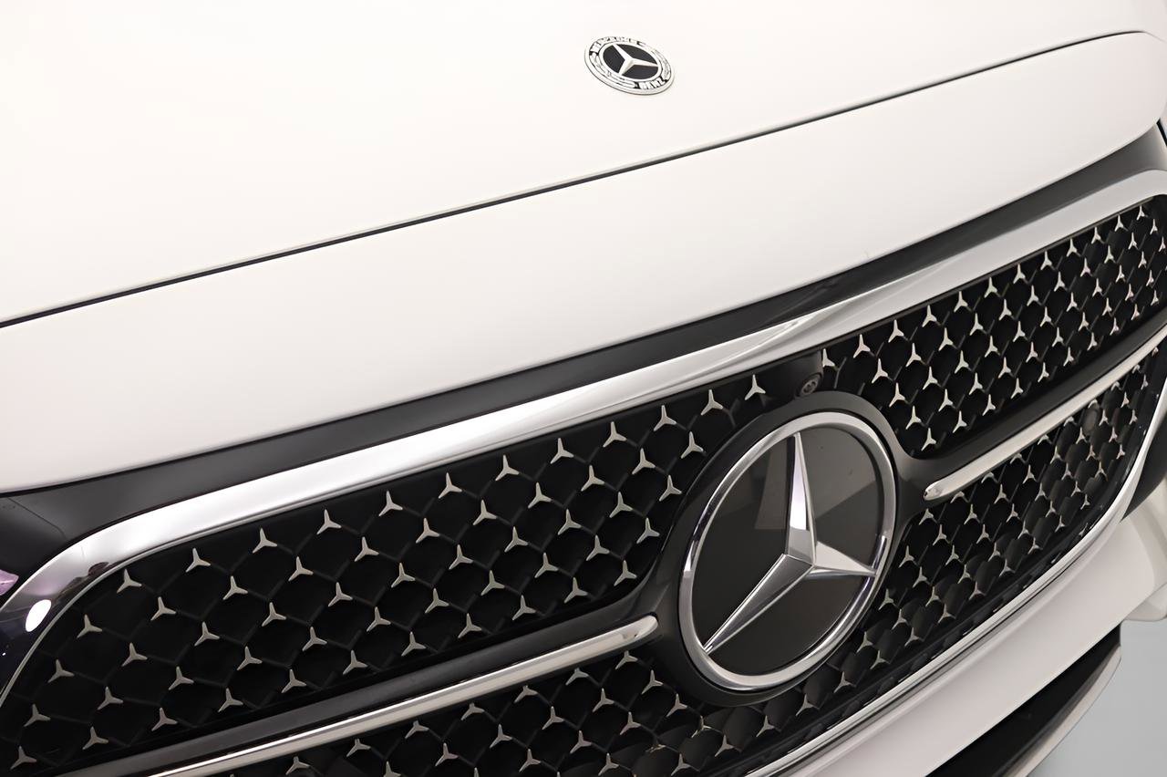 Certified 2024 Mercedes-Benz E 350 4MATIC Sedan image 25