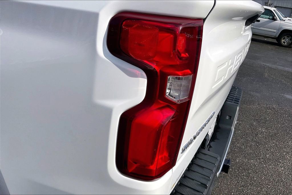 Used 2023 Chevrolet Silverado 1500 LTZ image 30