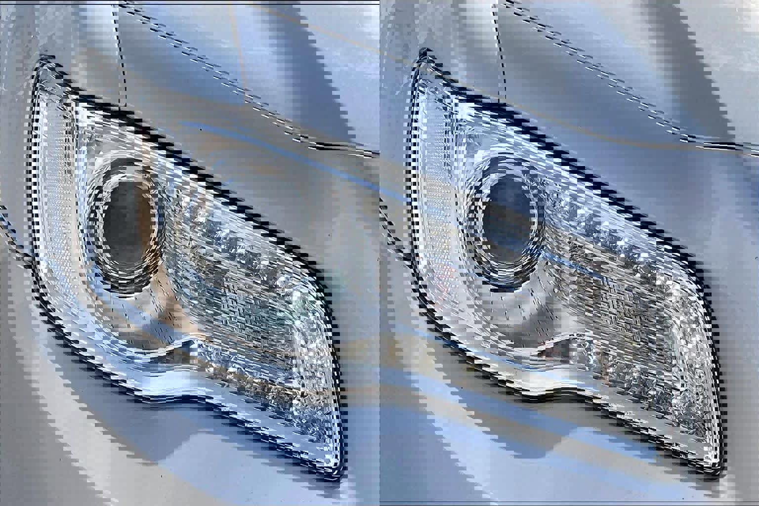 Used 2019 Chrysler 300 Touring L w/ Quick Order Package 22F image 27