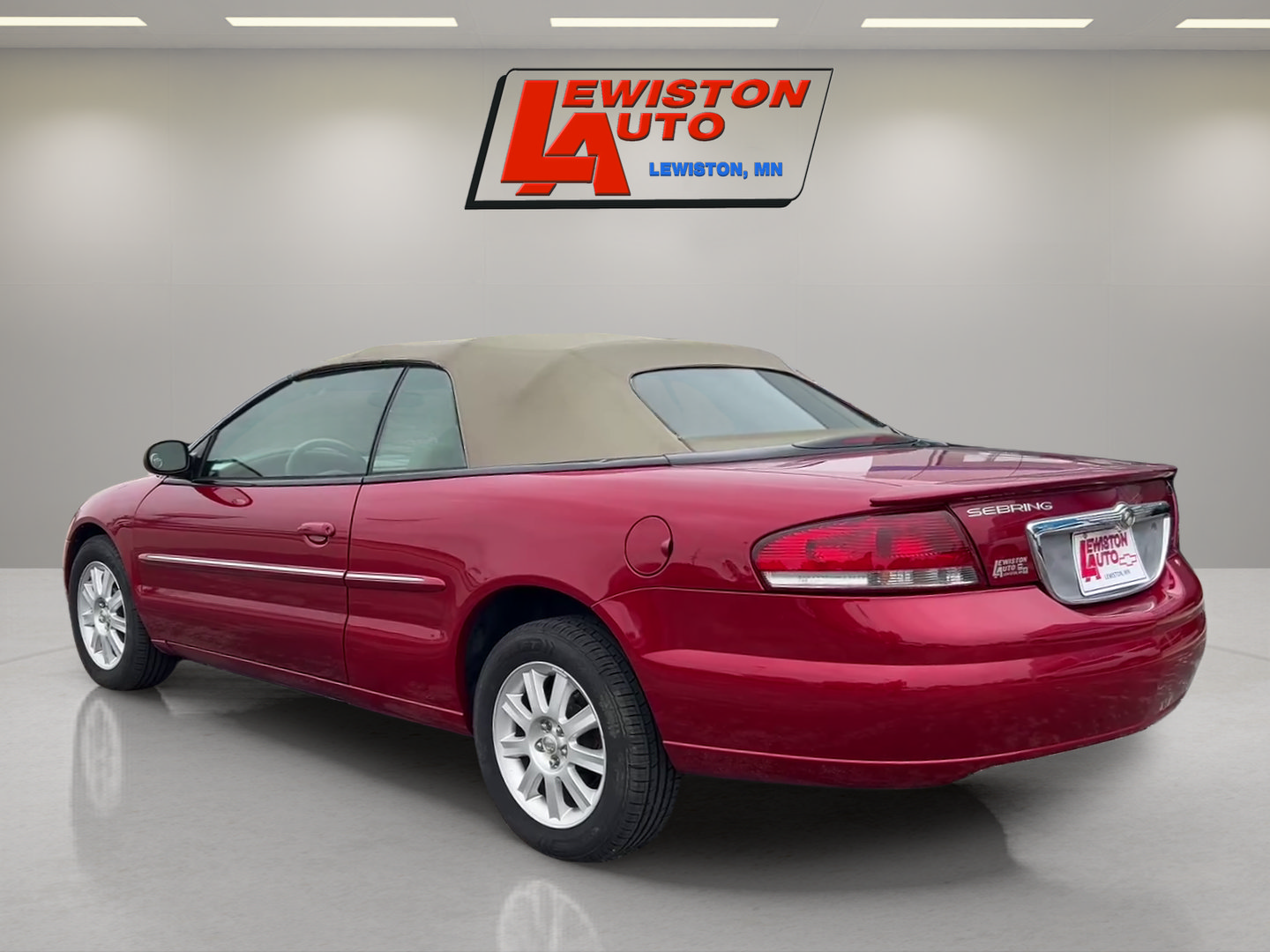 Used 2002 Chrysler Sebring GTC FWD image 3
