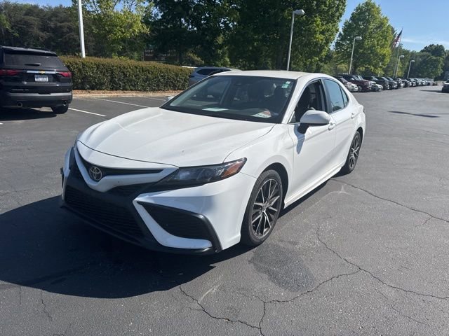 Used 2021 Toyota Camry SE FWD image 9