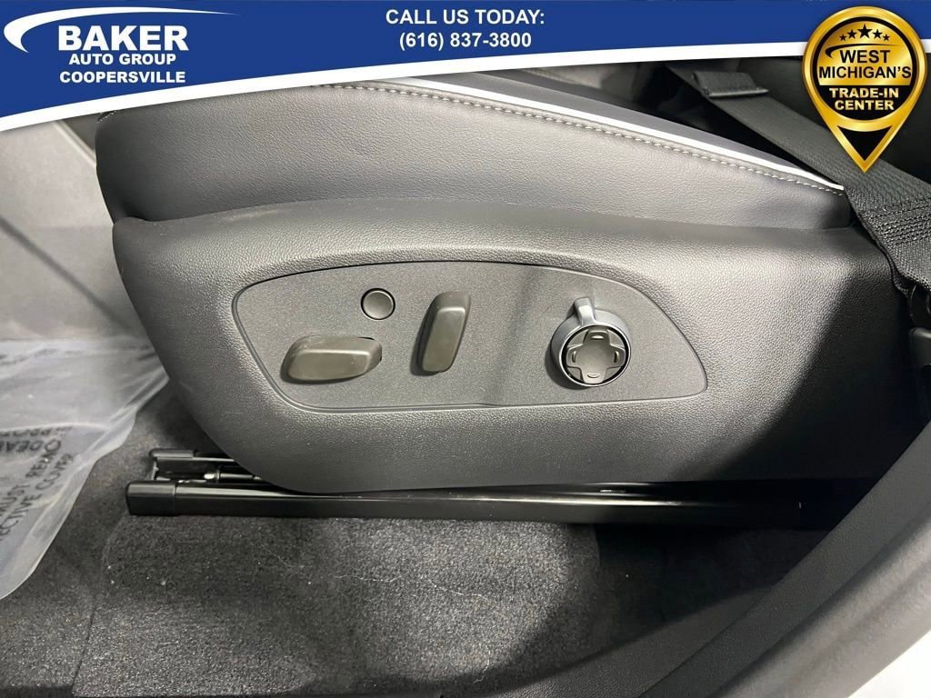 New 2026 Buick Enclave Avenir w/ Super Cruise Package FWD image 23