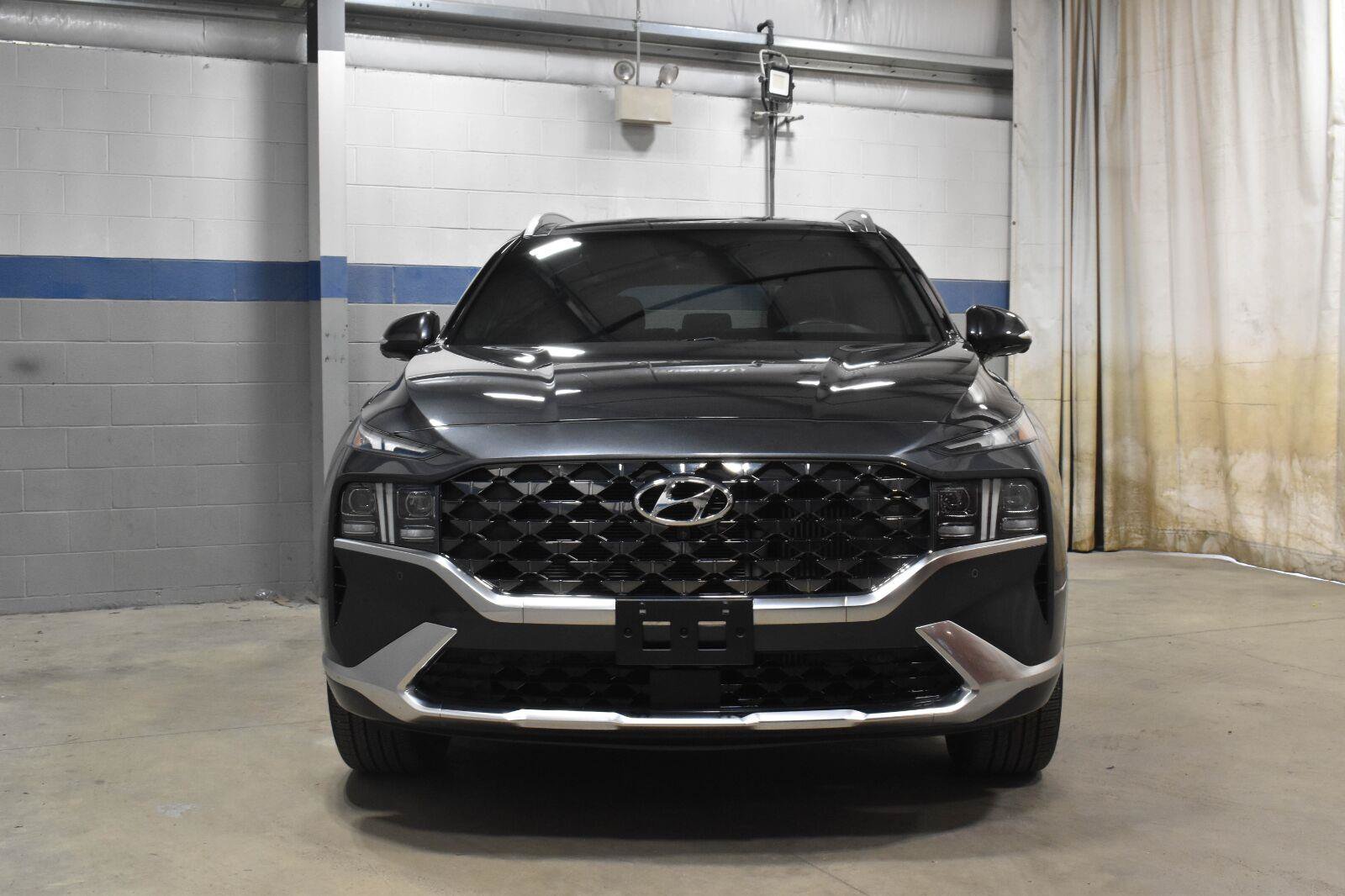 Used 2021 Hyundai Santa Fe Calligraphy AWD/4WD image 2