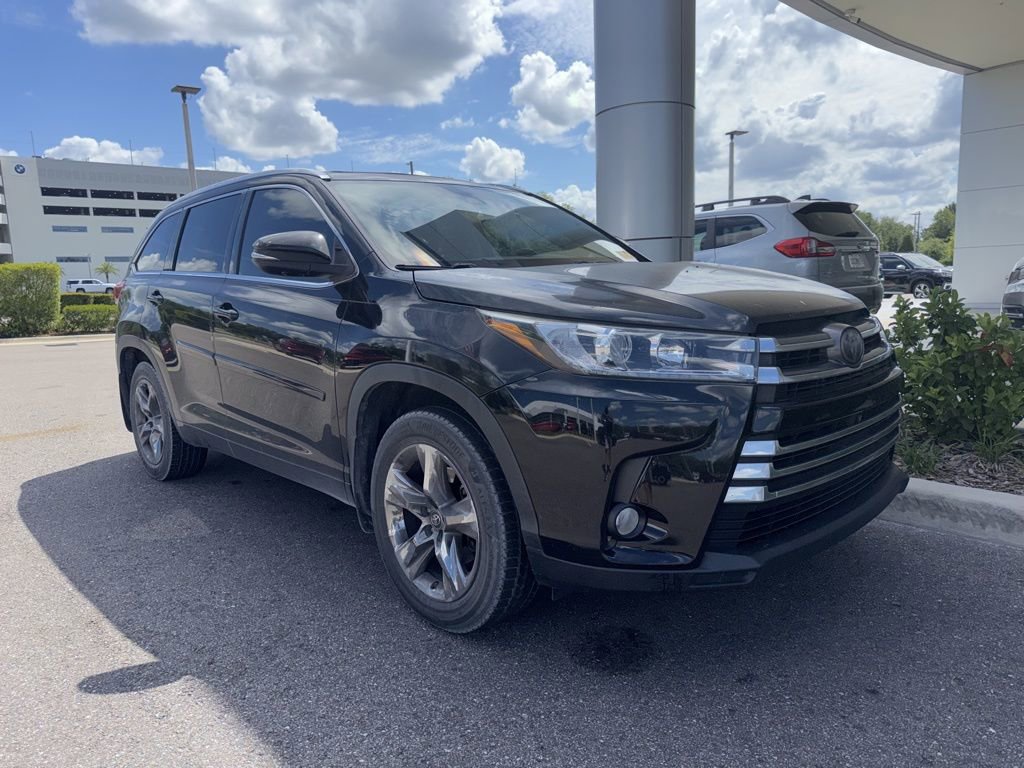 Used 2018 Toyota Highlander Limited Platinum AWD/4WD image 1