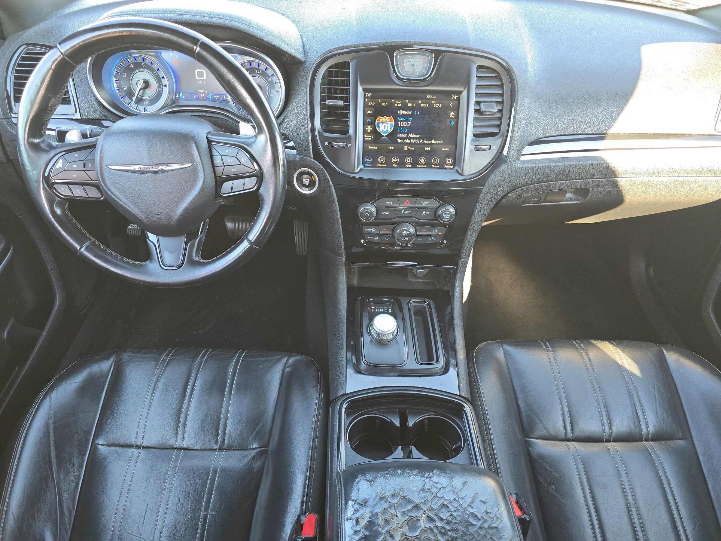 Used 2021 Chrysler 300 S image 9