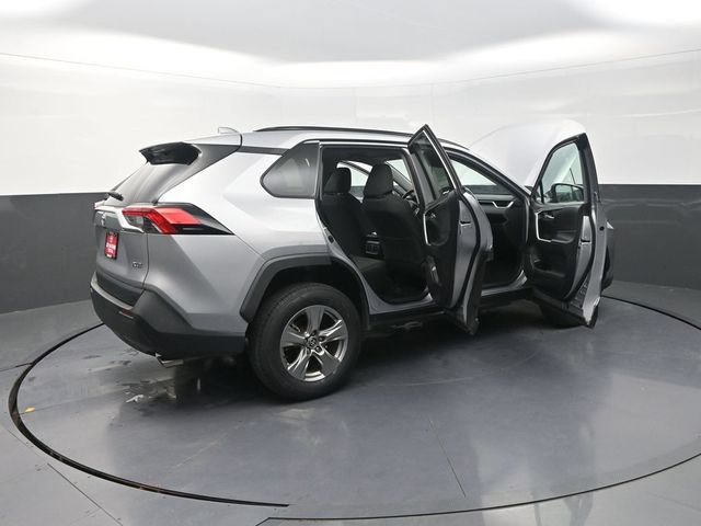 Used 2024 Toyota RAV4 XLE FWD image 45