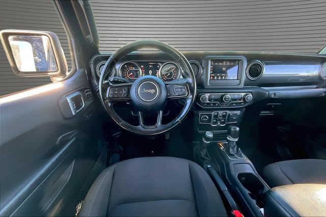 Used 2022 Jeep Gladiator Sport AWD/4WD image 9