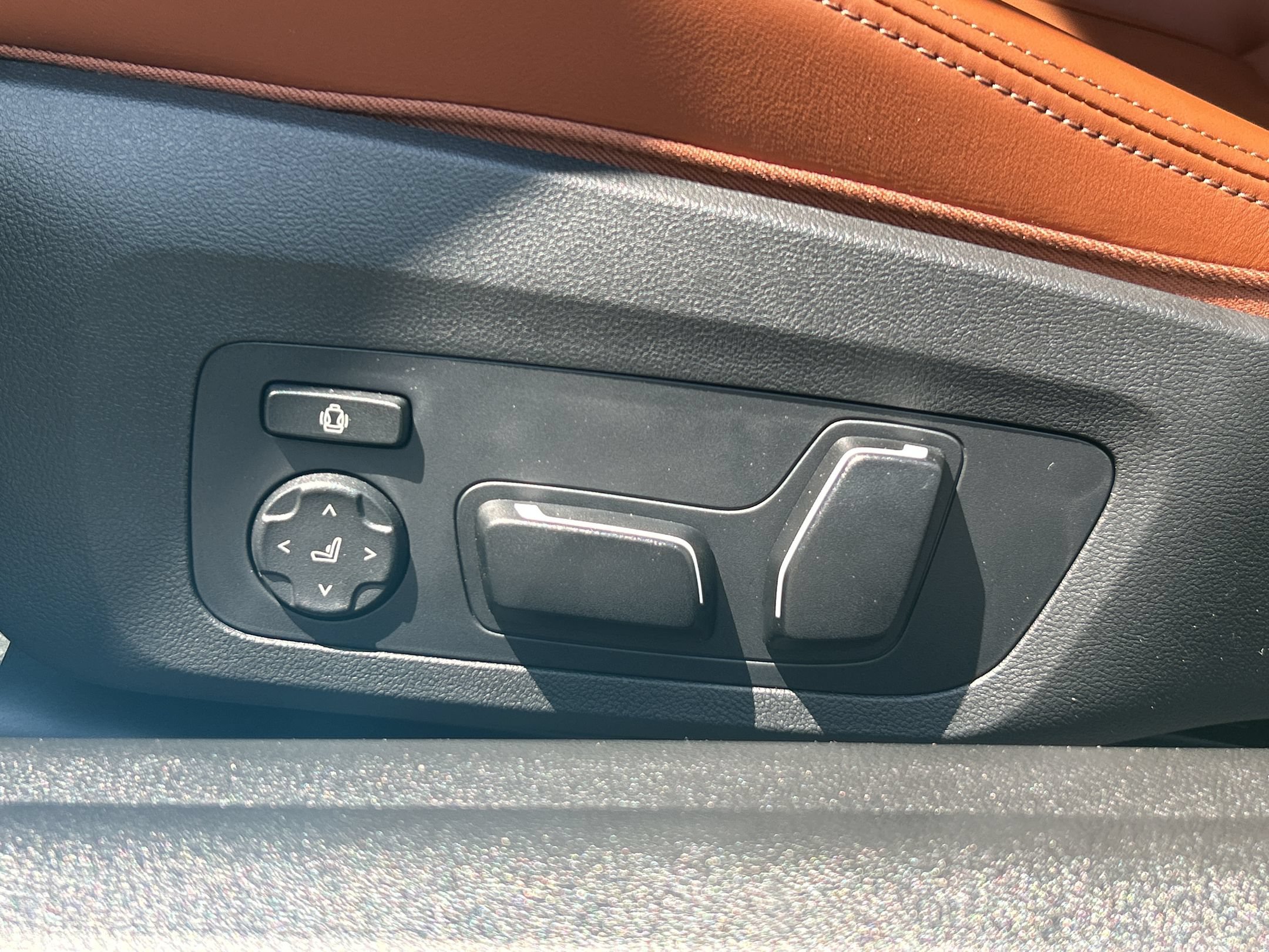 New 2027 BMW M4 Coupe w/ Executive Package RWD image 15
