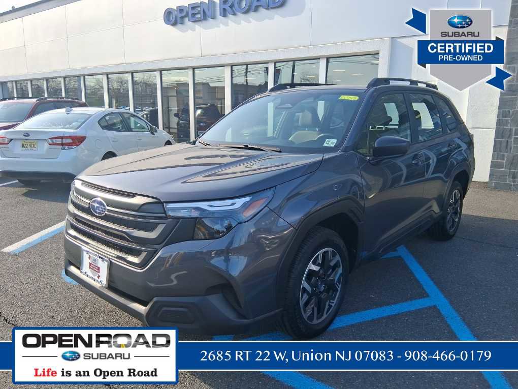 Used 2025 Subaru Forester AWD/4WD image 3