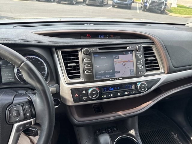 Certified 2019 Toyota Highlander XLE image 20