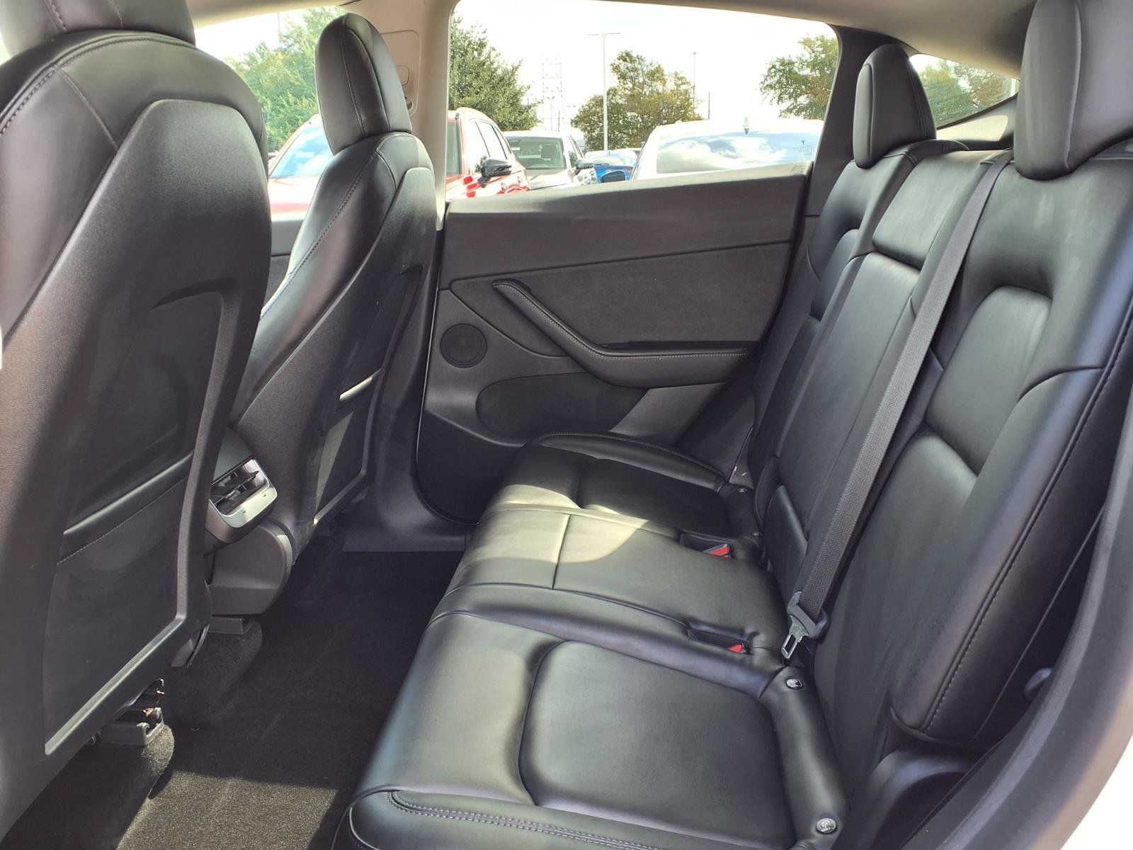 Used 2021 Tesla Model Y Long Range AWD/4WD image 16