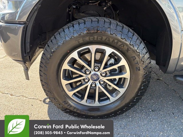 Used 2019 Ford F150 XLT w/ Equipment Group 302A Luxury AWD/4WD image 9