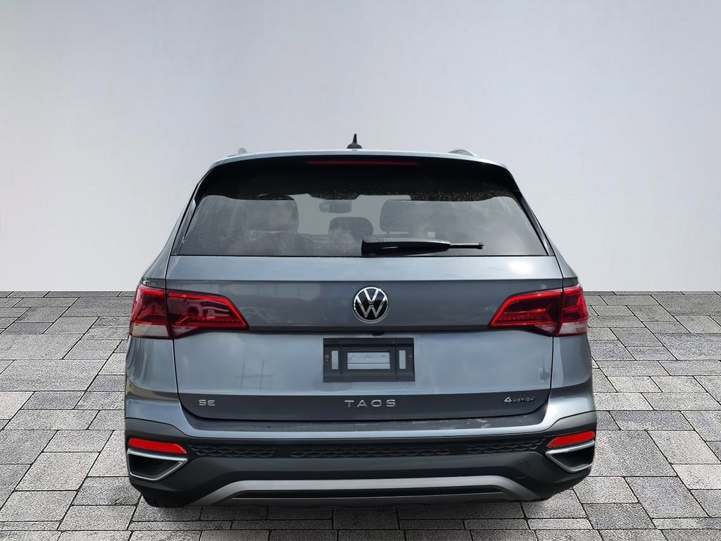 Used 2022 Volkswagen Taos SE w/ Panoramic Sunroof Package image 6