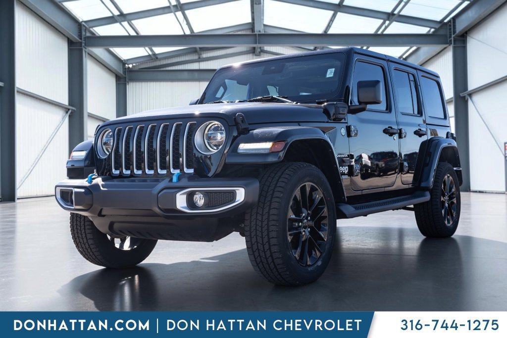 Used 2022 Jeep Wrangler Unlimited Sahara w/ Cold Weather Group