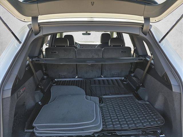 New 2026 Audi Q7 3.0T Premium Plus AWD/4WD image 26