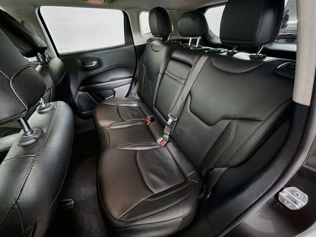 Used 2019 Jeep Compass Limited AWD/4WD image 20