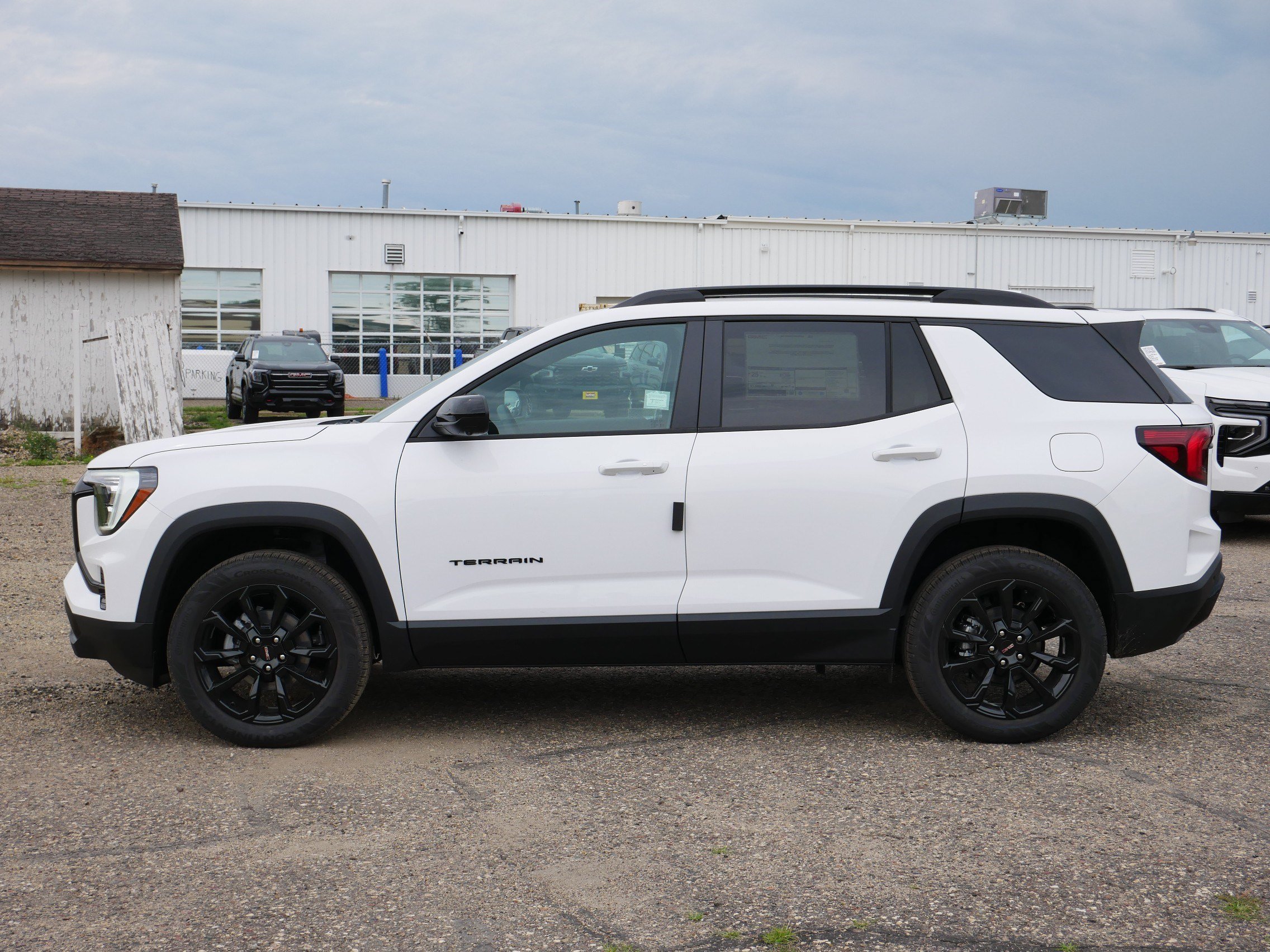 New 2027 GMC Terrain Elevation w/ Elevation Premium Package AWD/4WD image 2