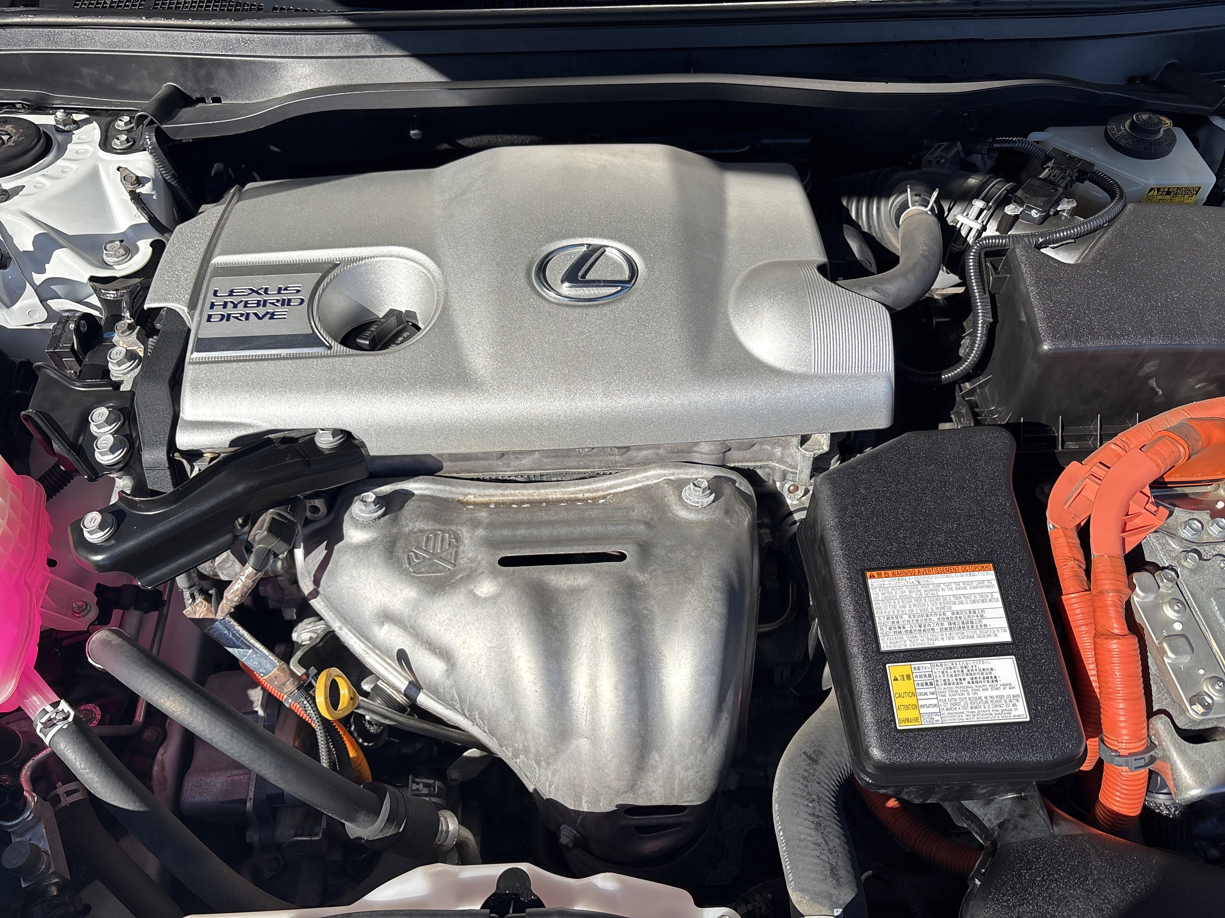 Used 2016 Lexus ES 300h w/ Luxury Package w/Wood Trim image 34