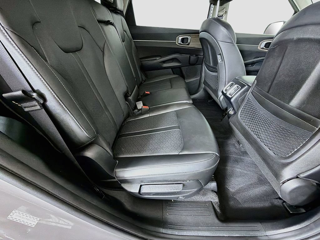 Used 2022 Kia Sorento S AWD/4WD image 28