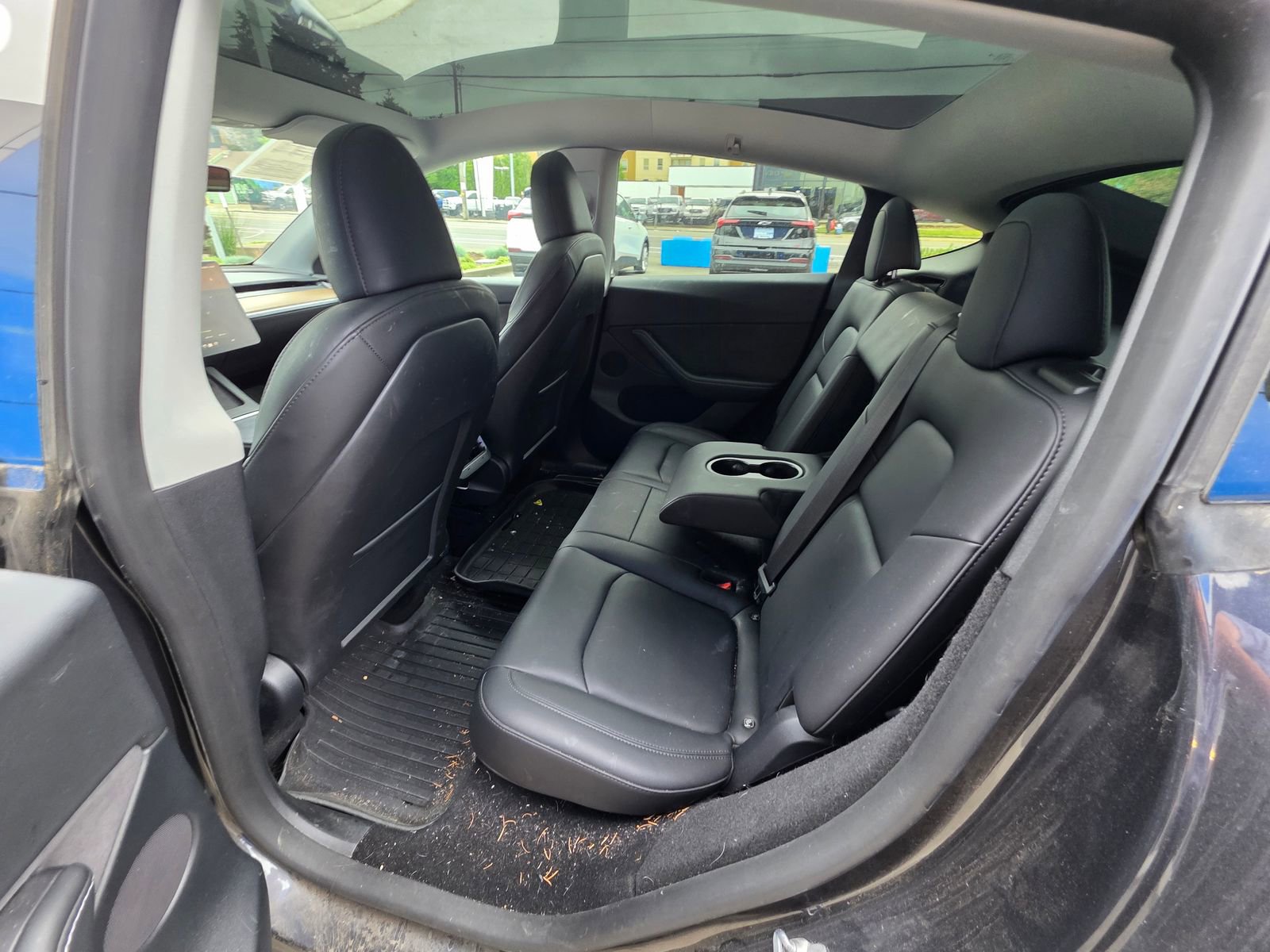 Used 2024 Tesla Model Y Long Range AWD/4WD image 13