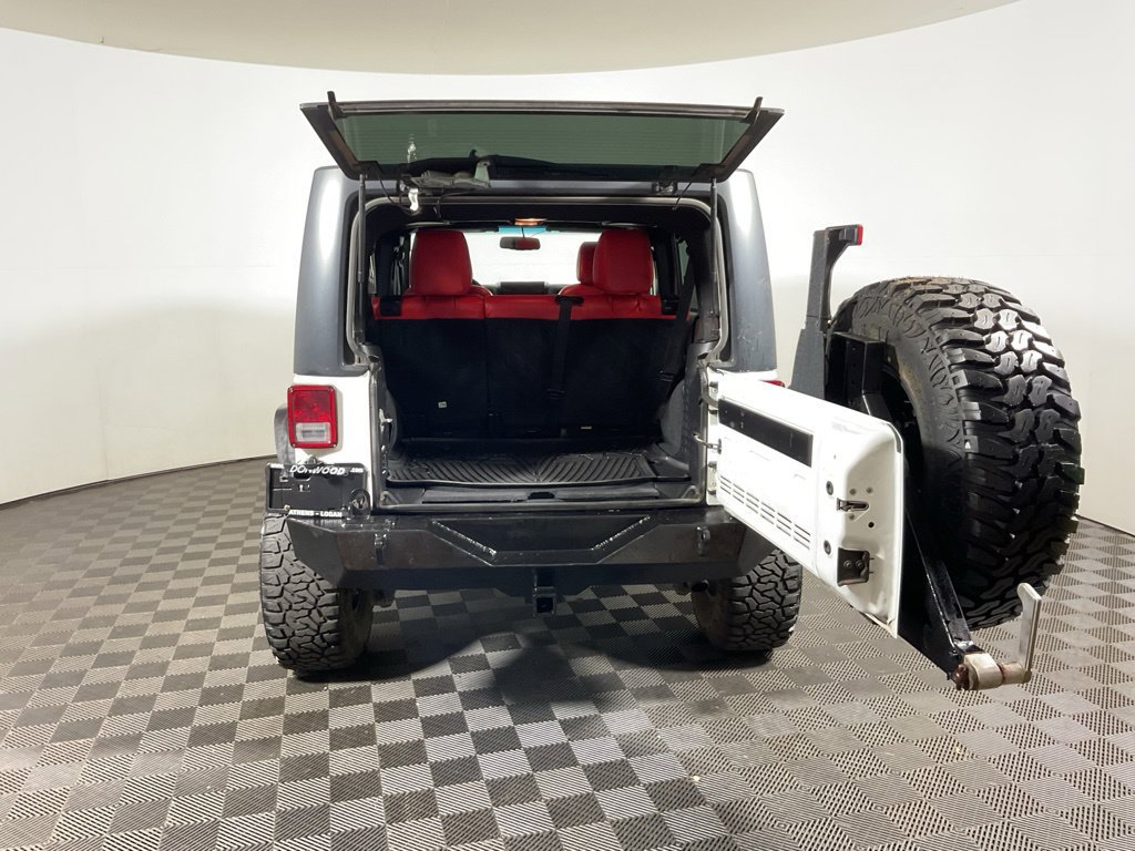 Used 2015 Jeep Wrangler Unlimited Sport w/ Quick Order Package 24S AWD/4WD image 13
