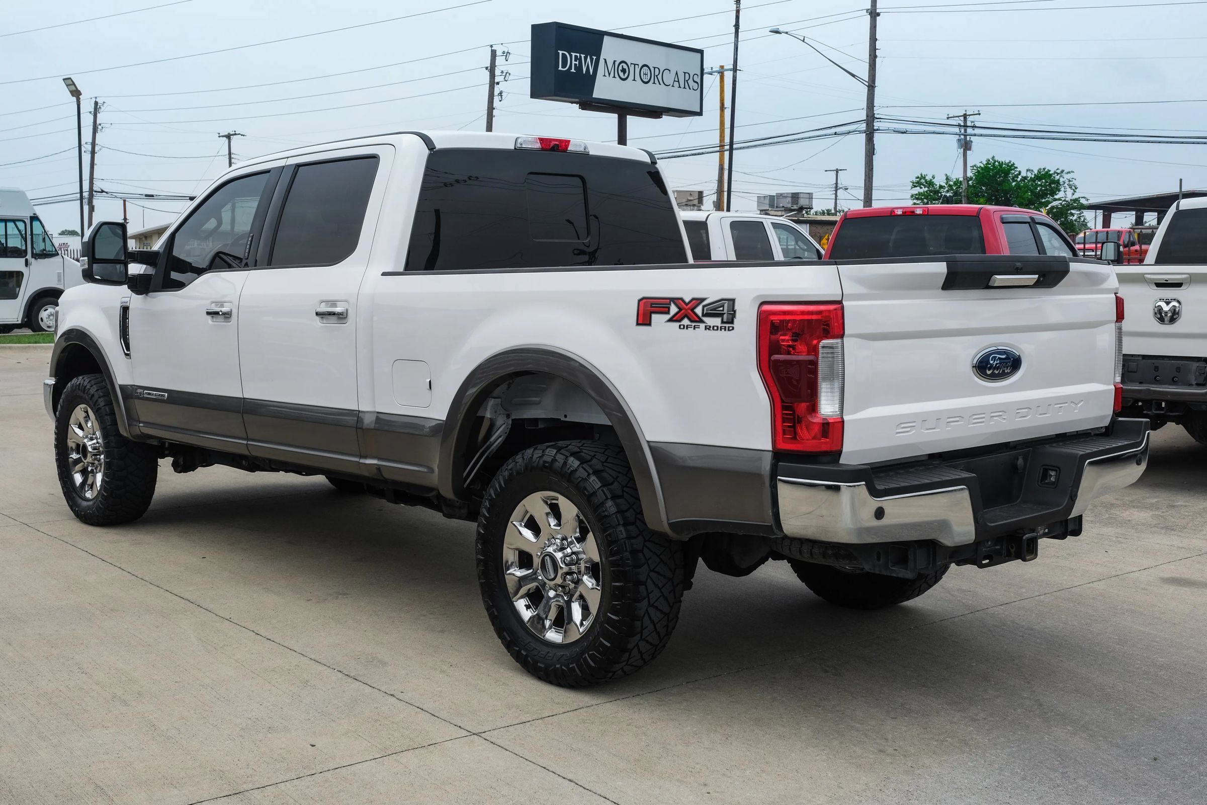 Used 2019 Ford F250 Lariat w/ Chrome Package AWD/4WD image 16