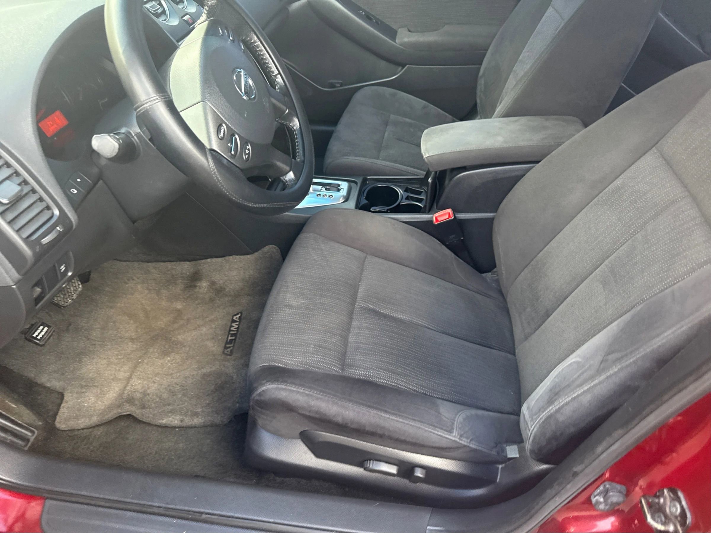 Used 2010 Nissan Altima 2.5 S w/ Convenience Pkg FWD image 10
