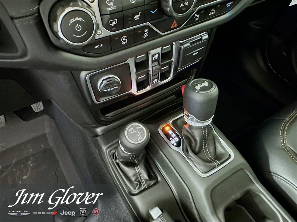 New 2025 Jeep Wrangler Sahara image 39