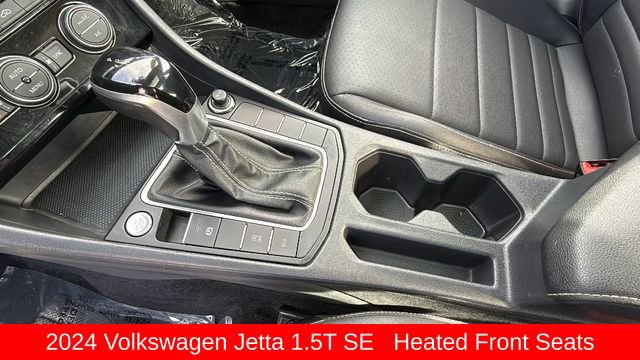 Used 2024 Volkswagen Jetta SE image 13