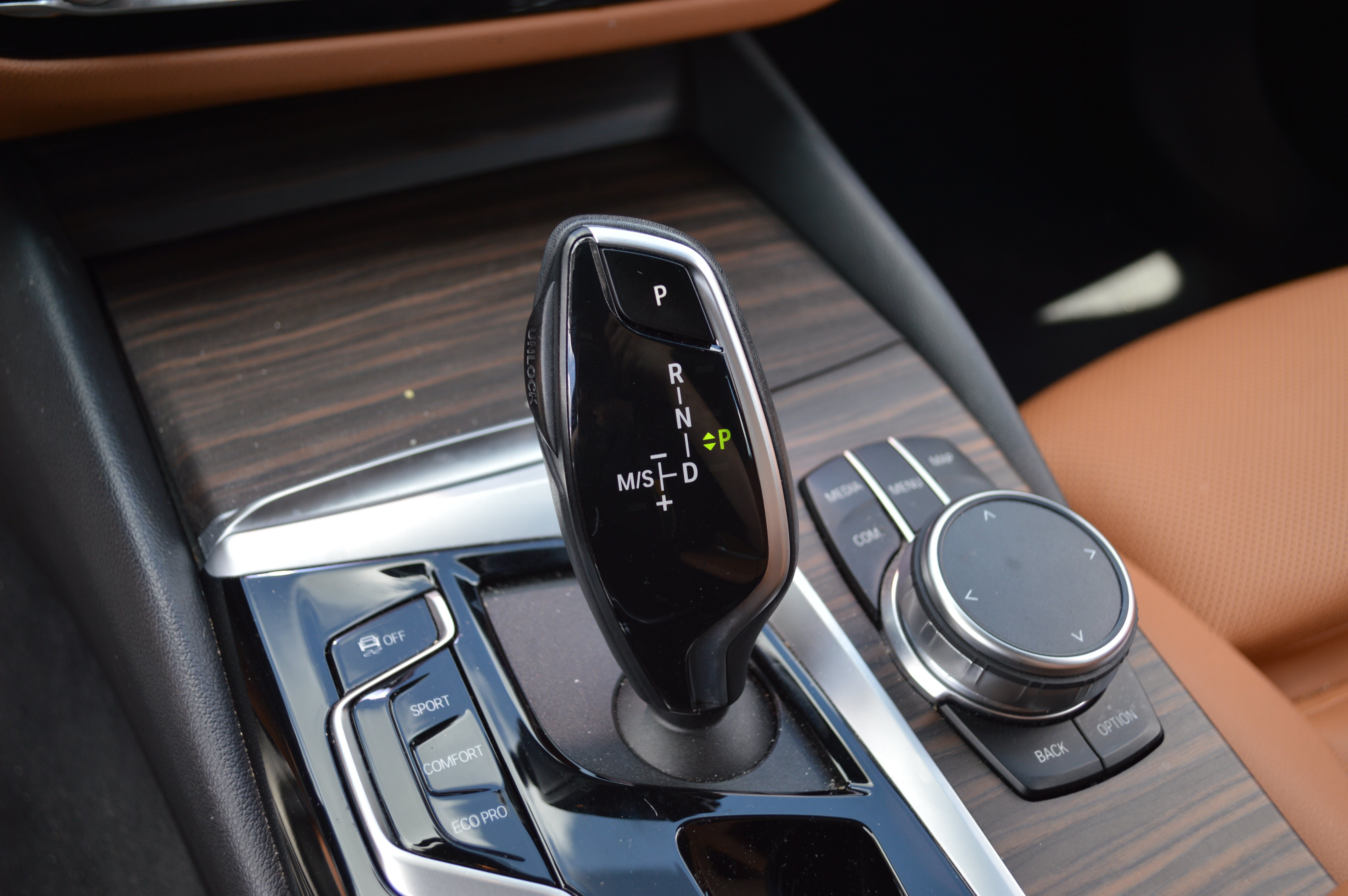Certified 2023 BMW 530i xDrive w/ Premium Package AWD/4WD image 23