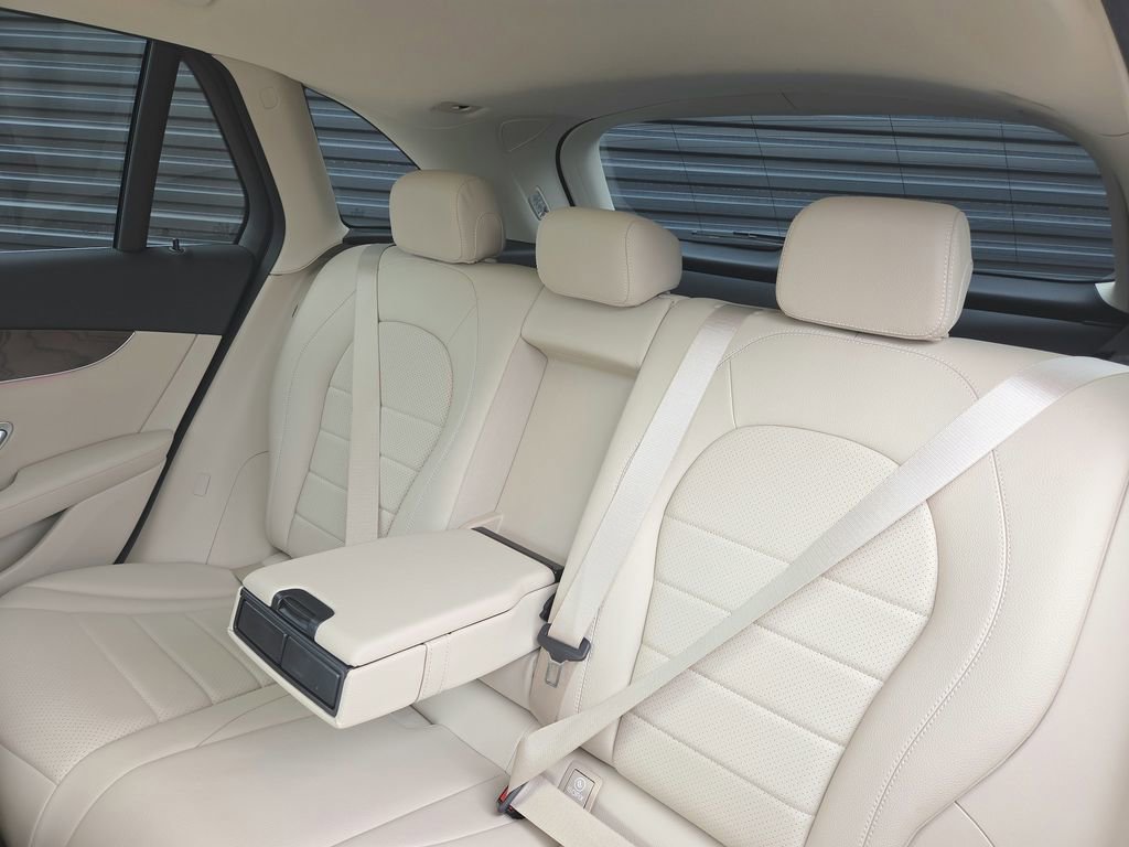 Used 2021 Mercedes-Benz GLC 300 4MATIC image 15