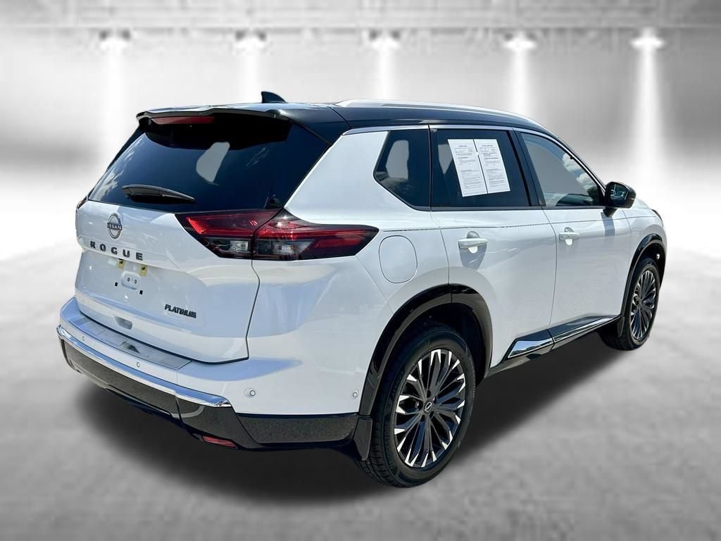 Certified 2024 Nissan Rogue Platinum FWD image 6