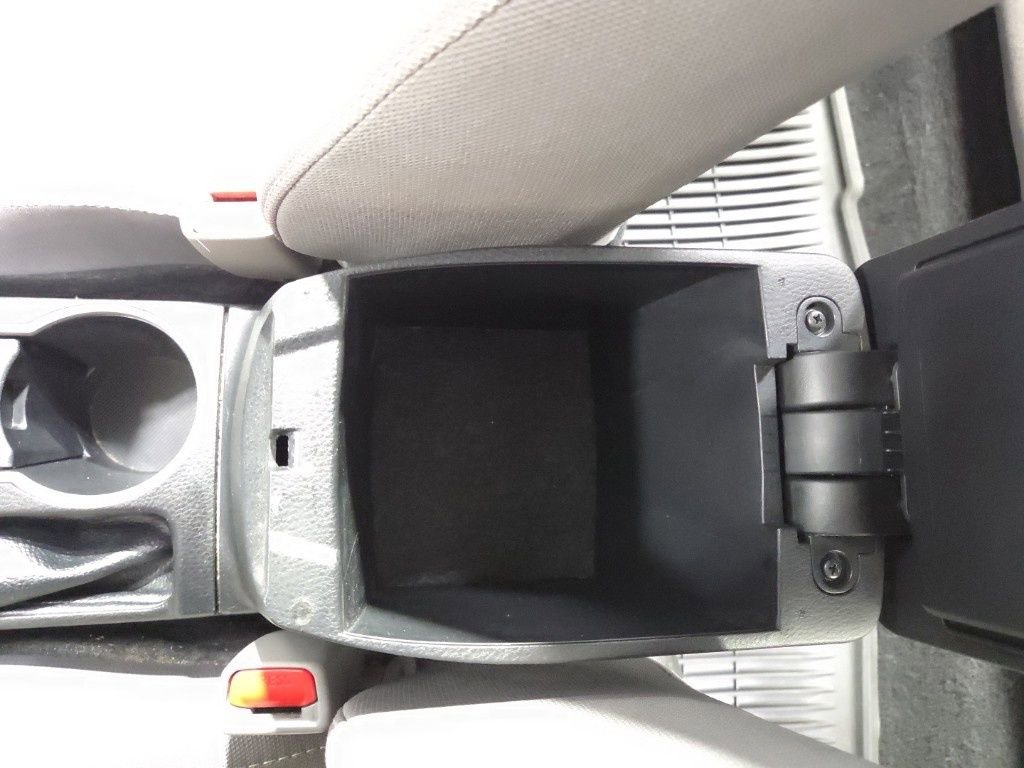 Used 2015 Toyota Corolla LE image 24