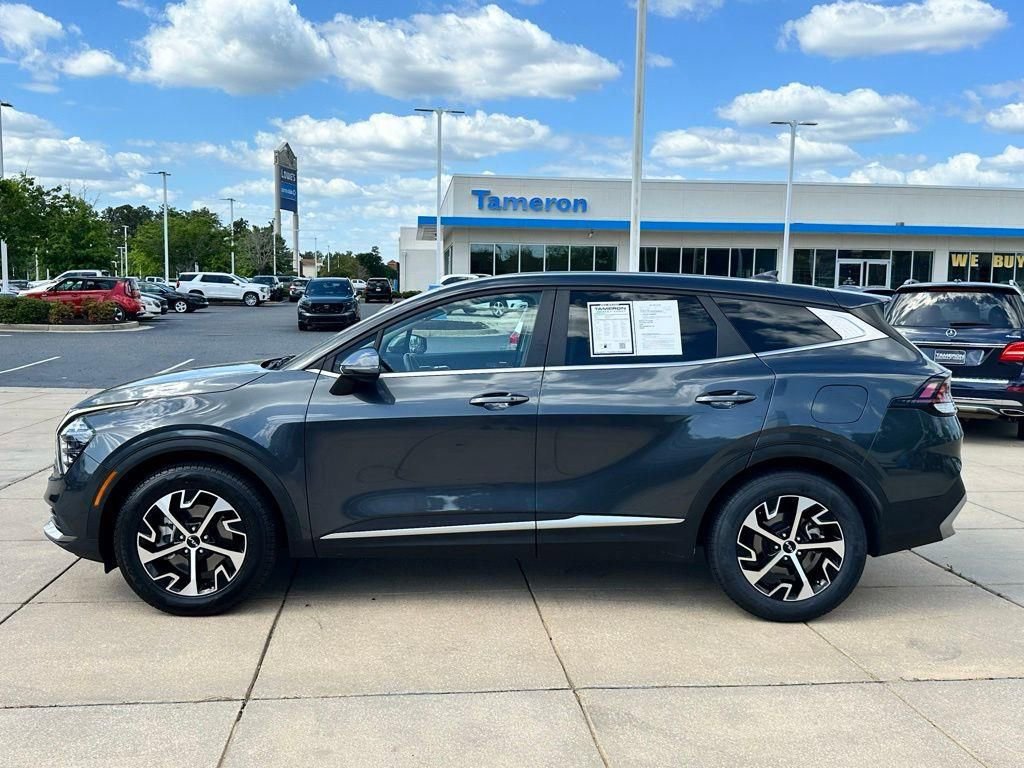 Used 2024 Kia Sportage EX image 28