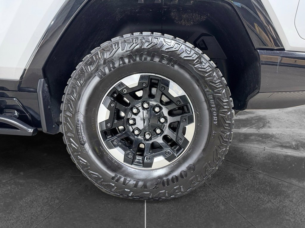 Used 2022 GMC Hummer EV Edition 1 w/ LPO, Illumination Package image 37