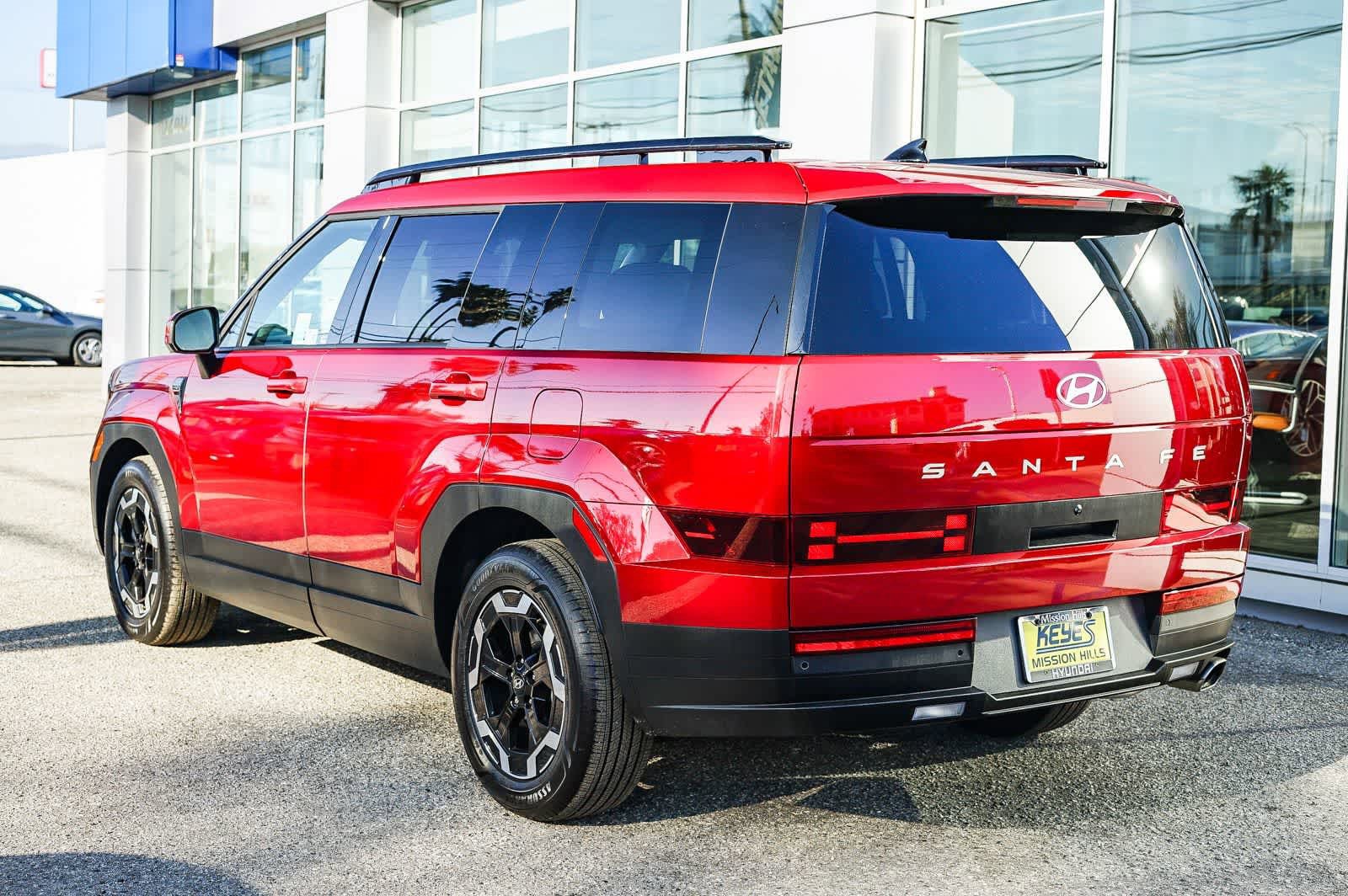 Certified 2025 Hyundai Santa Fe SEL image 2