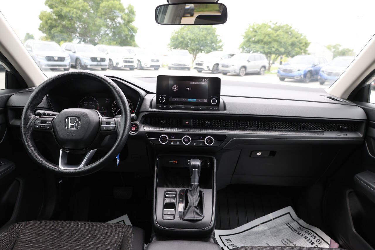 Used 2024 Honda CR-V LX image 14