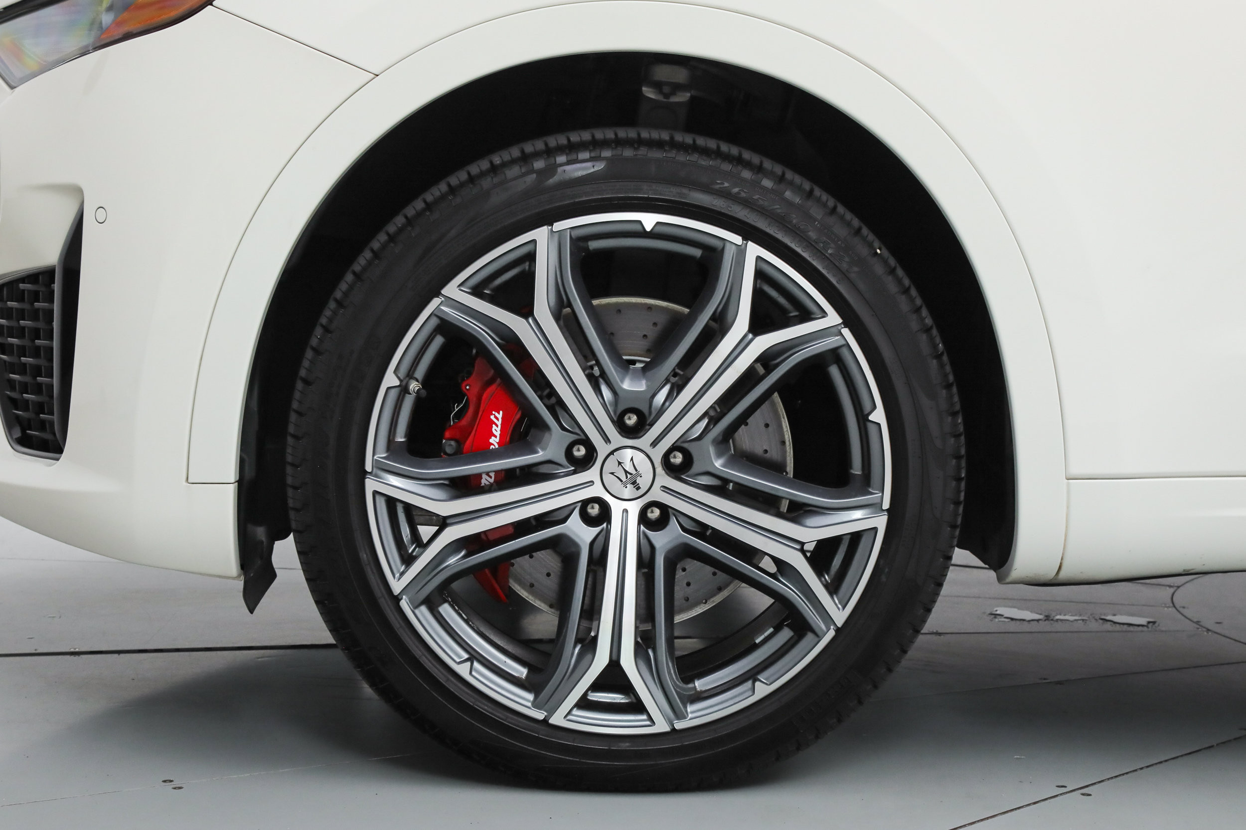Certified 2023 Maserati Levante Modena AWD/4WD image 18