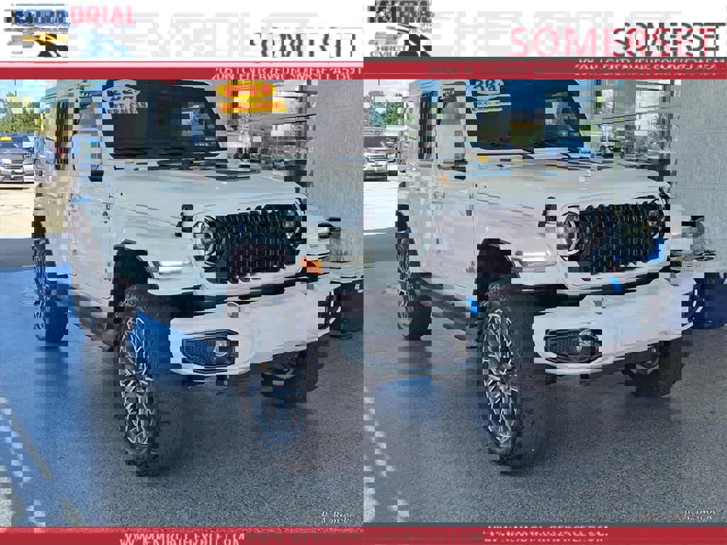 Used 2024 Jeep Wrangler High Altitude