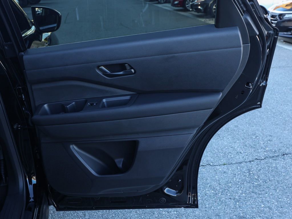 New 2026 Nissan Pathfinder SV image 19