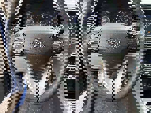 Used 2020 Hyundai Elantra SEL w/ Cargo Package (C1) image 19