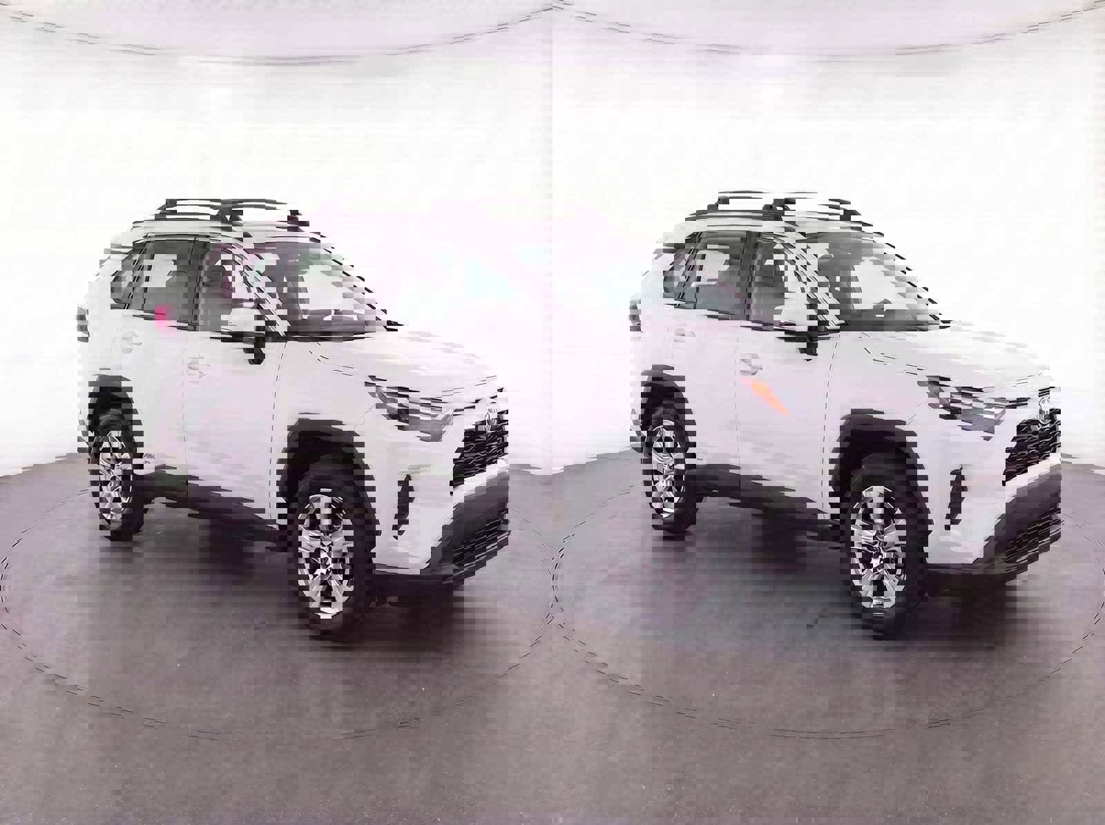 Used 2023 Toyota RAV4 XLE w/ Convenience Package image 3