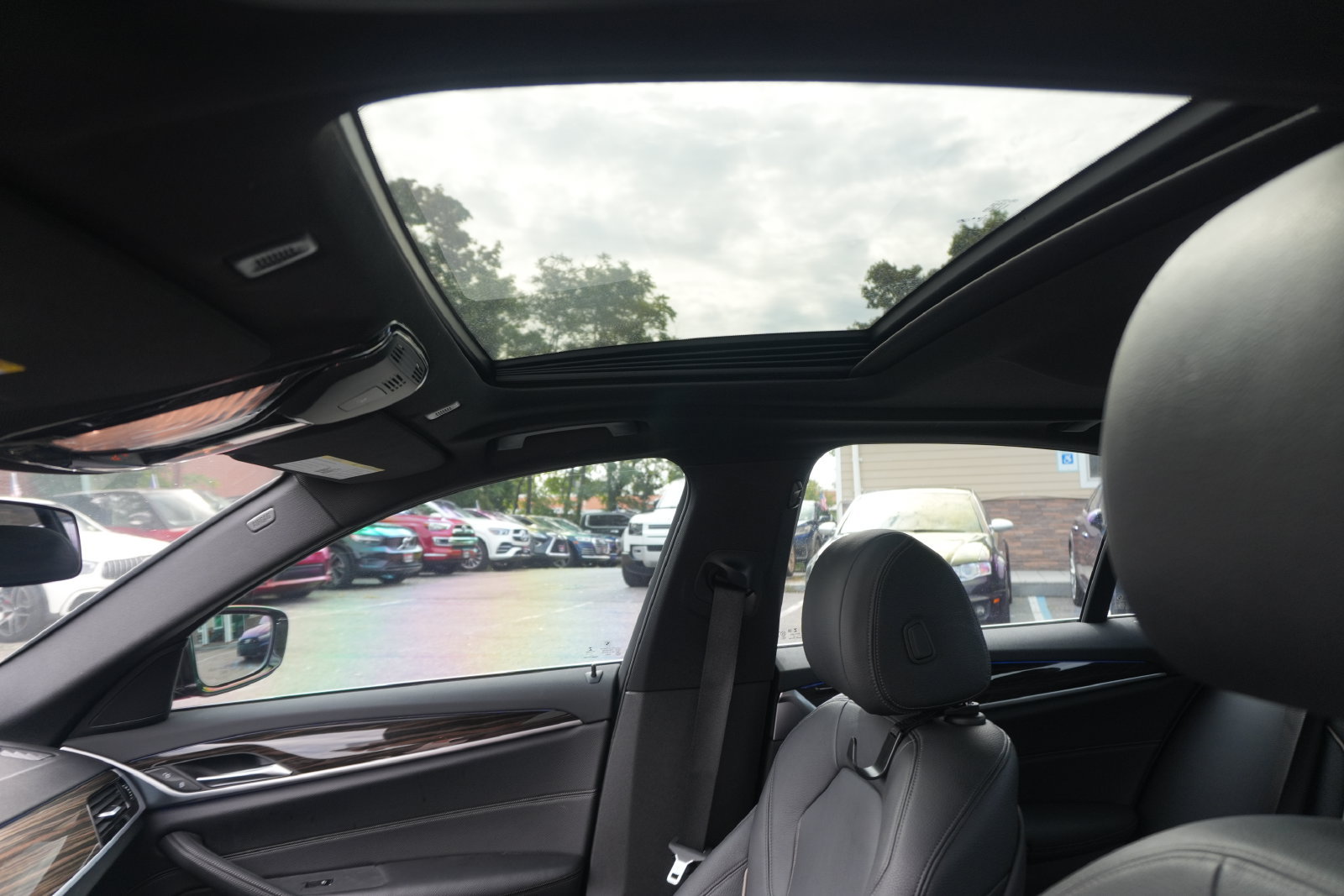 Used 2018 BMW 540i xDrive w/ Premium Package AWD/4WD image 18