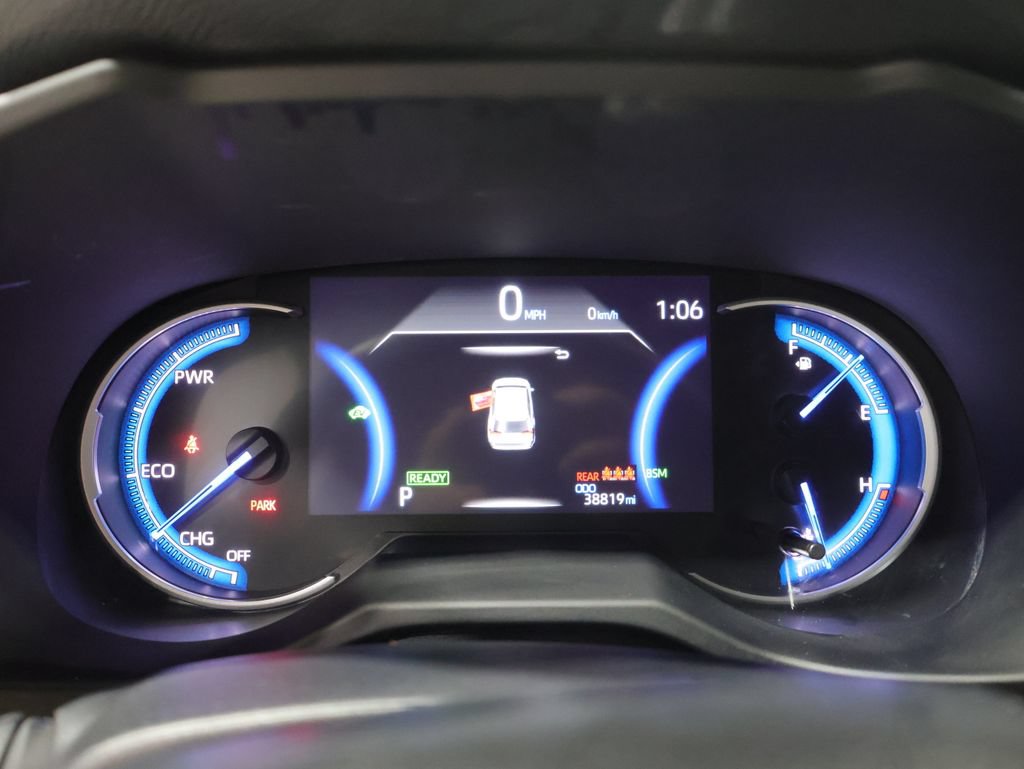 Certified 2021 Toyota RAV4 Limited AWD/4WD image 38